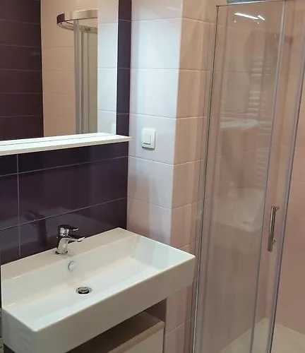 Greg's Great Location *